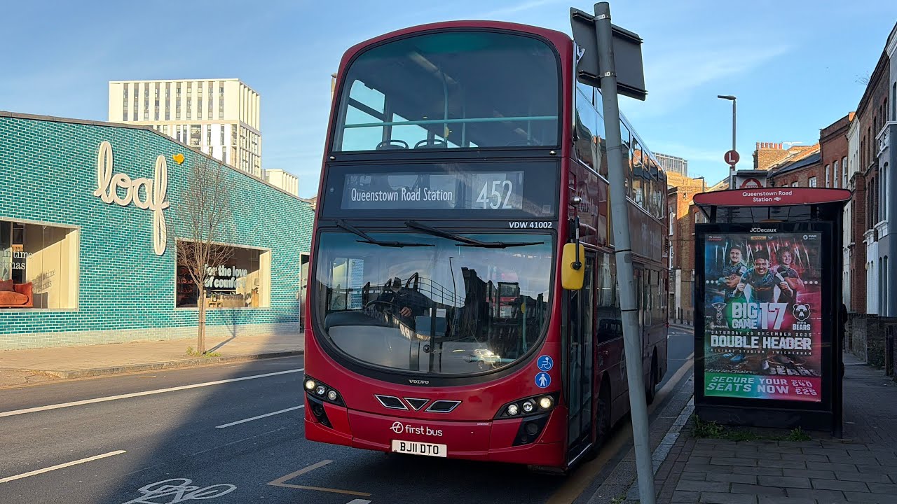 Bus spotting at Queenstown Road