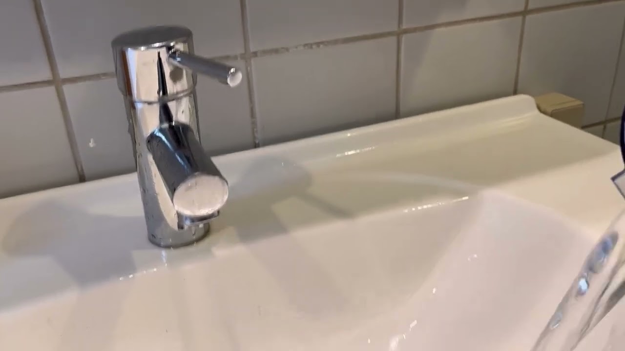 How to fix blocked water tap in 3 minutes Sådan renser du tilstoppet blandingsbatteri på 3 minutter