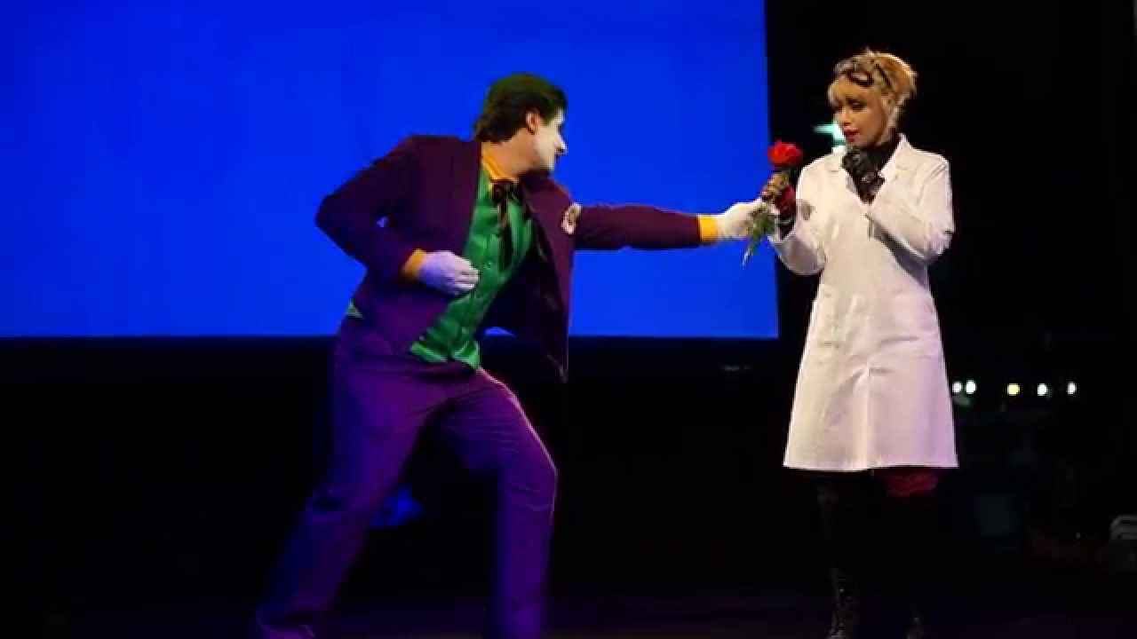 [IGN Dubai 2014] Let it Go The Joker & Harley Quinn Cosplay Skit