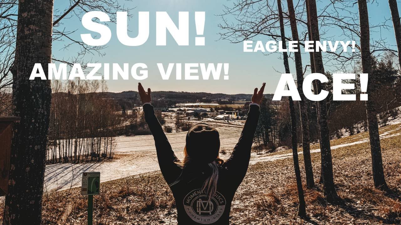 ELINA DID AN ACE! - Askersund Discgolfpark