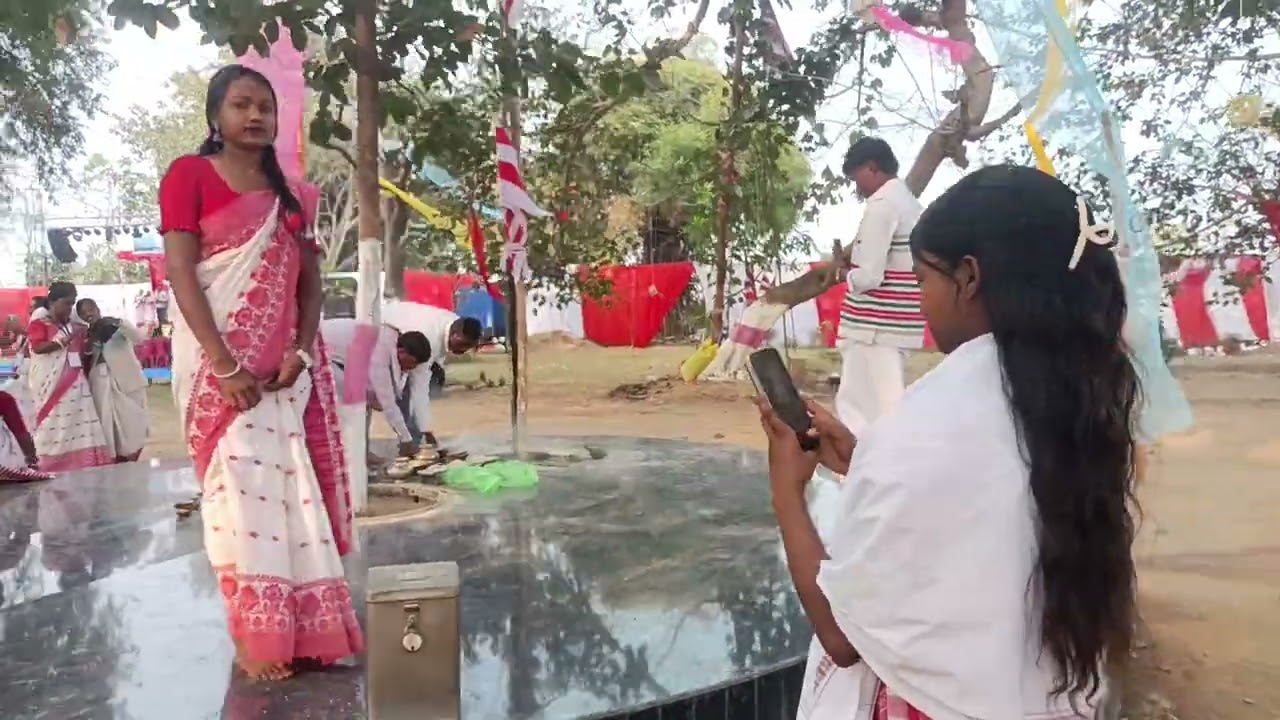 ऐ चाला आयो गो निन एक्सन रदी।। Kurukh sarna bhajan song singer - Aditya toppo Kurukh sarna bhajan 