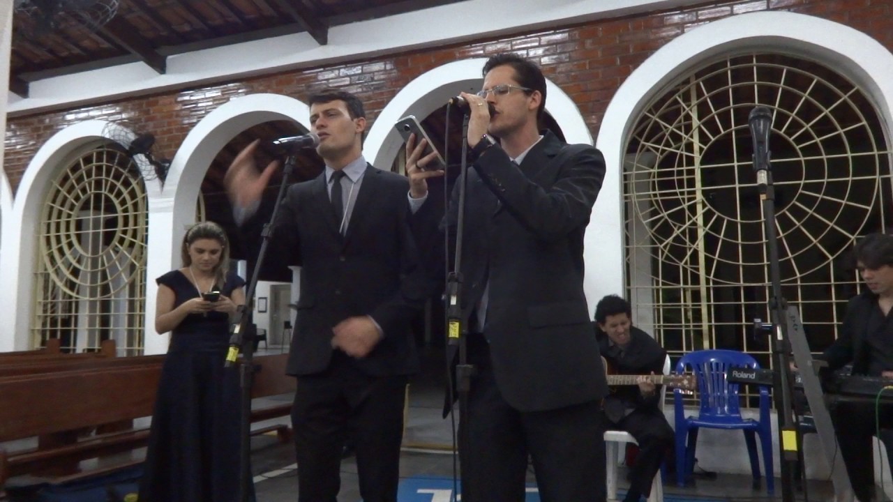 Entretons canta Mais que amigos (Anjos de Resgate)