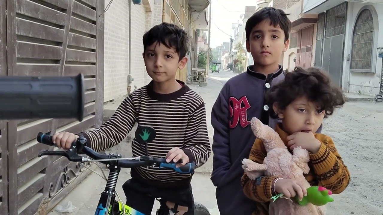 Mini vlog Daily Life With Muhammad subscribe kar n