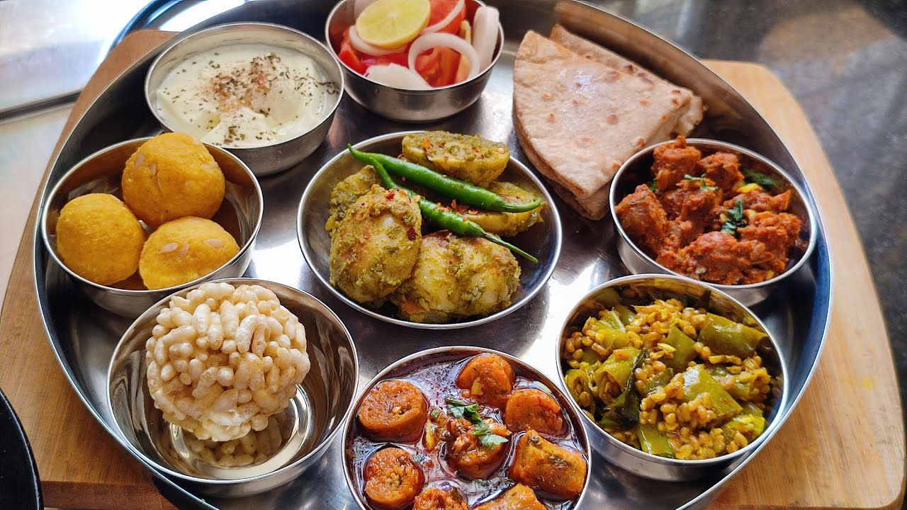आज राजस्थानी थाली में दो मिठाई और क्या बना है❓रोजाना सुबह शाम का साधारण खानाsimple rajasthani thali