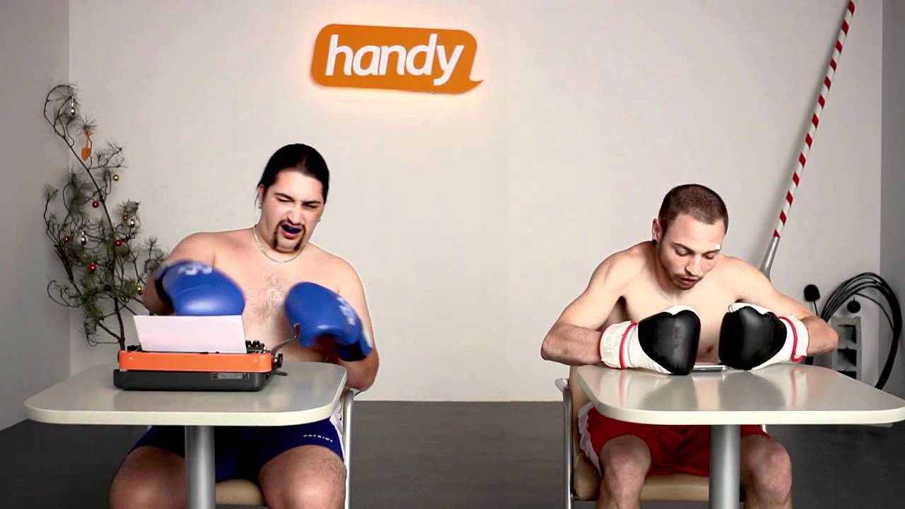 Nokia C2-06: Спас - handy реклама