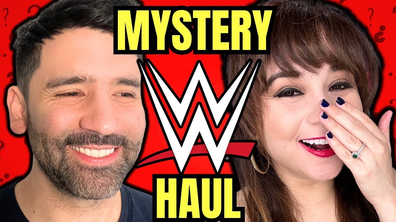 WWE SHOP MYSTERY HAUL WITH SANTI ZAP & DENISE SALCEDO!