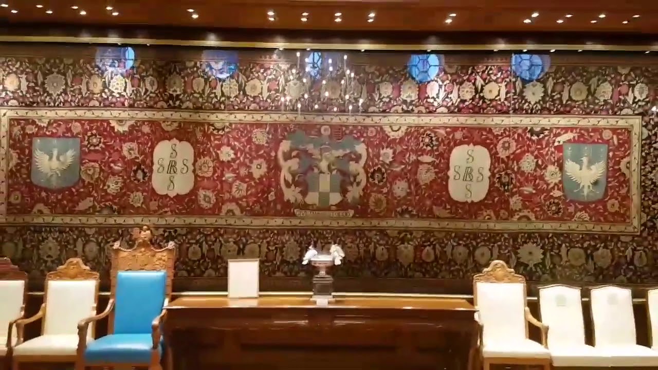Welcome to Girdlers Hall with James Hasler The Man in the Red Coat