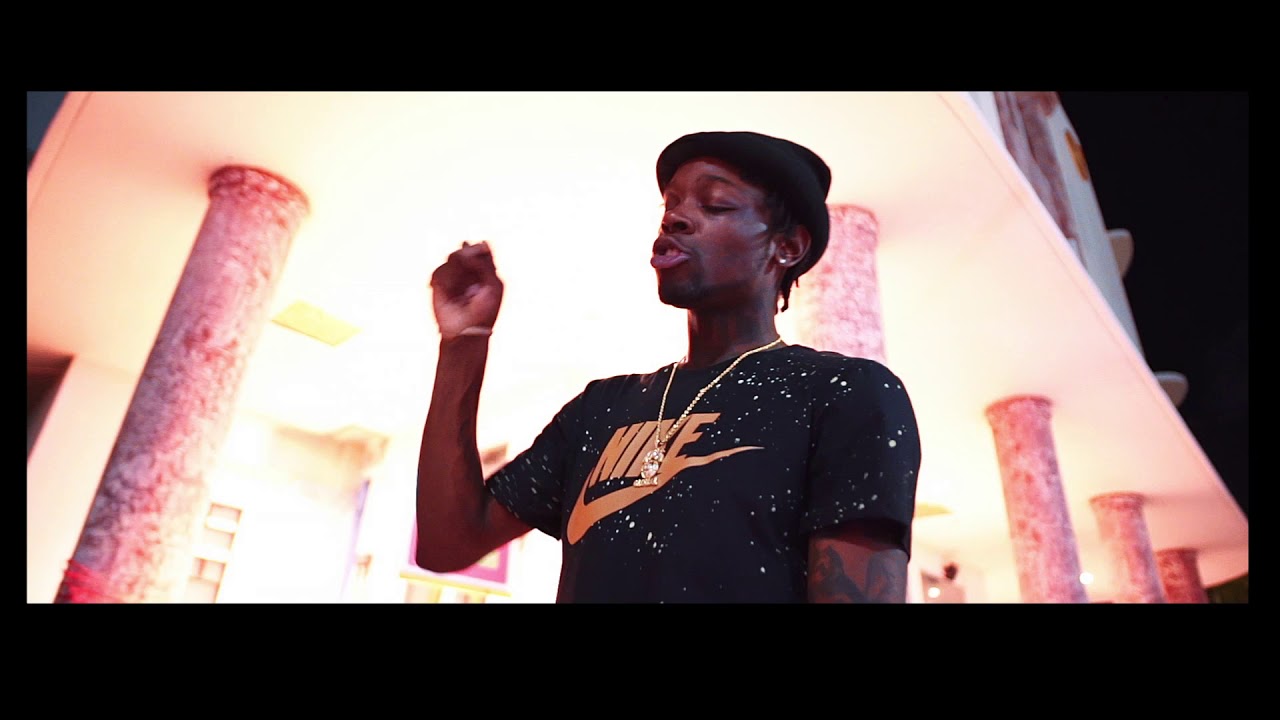 Cash Kidd - 9pm in Miami (Official Music Video)