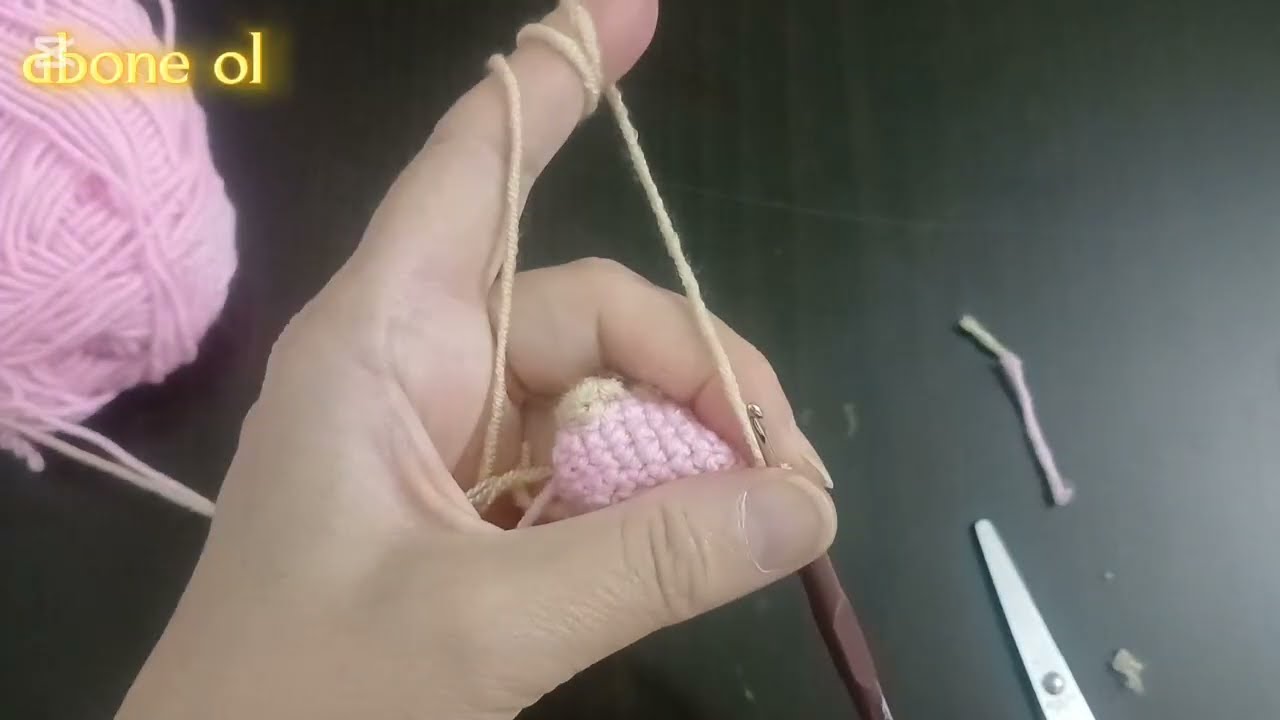Amigurumi Hello Kitty anahtarlık tarifi PART 1#elişi#ytdayibenionecikarnolur#keşfetbeniöneçıkar 