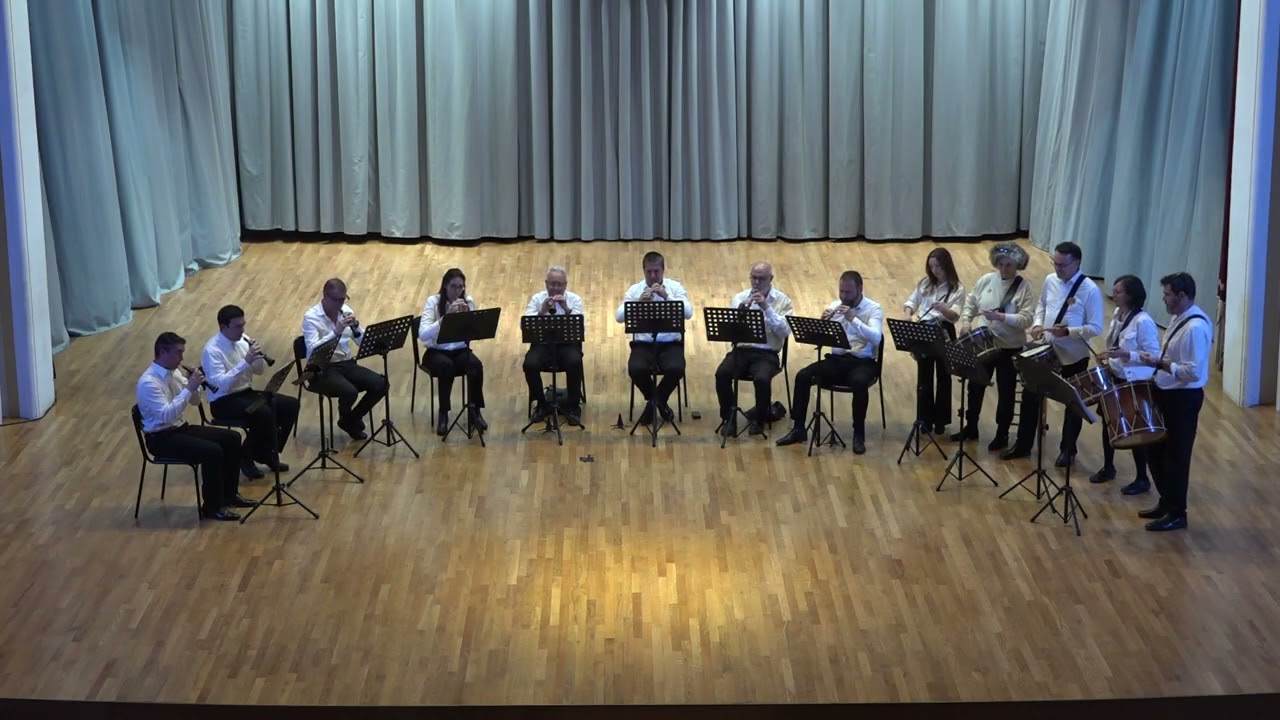 Tocs occitans. Arraj. E. Navarro. Colla Pastrana de Tabal i Dol&ccedil;aina de la Uni&oacute; Musical de Ll&iacute;ria