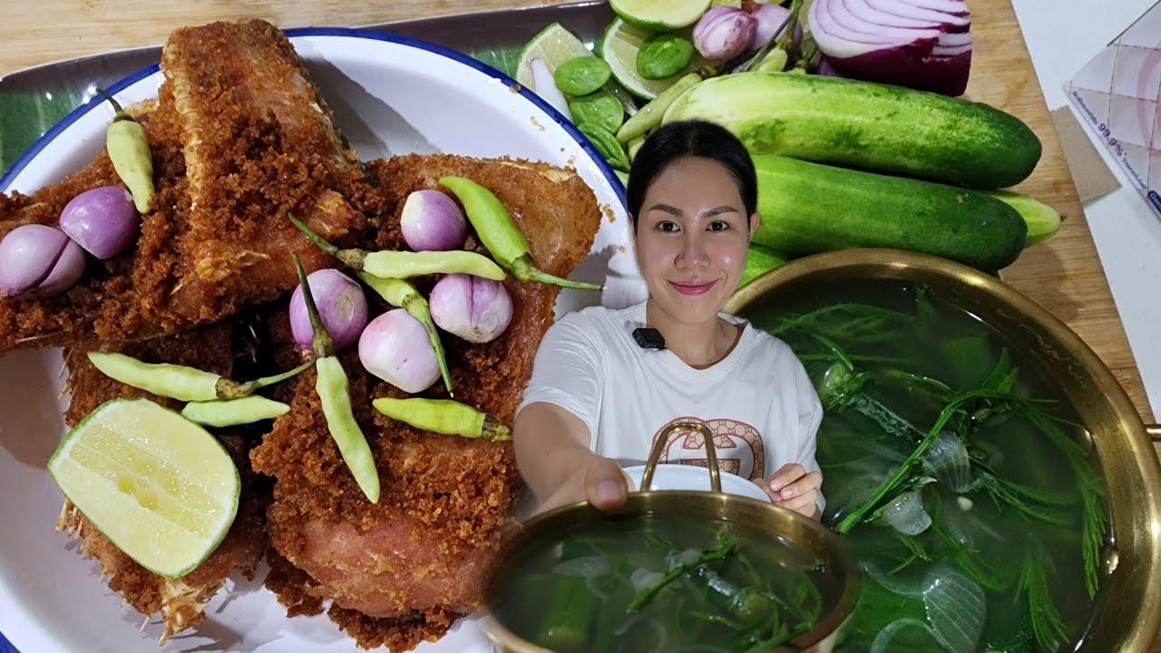 ปลาร้าทอด ทอดเองกรอบนอกนุ่มใจ ข้าวคั่วทอดหอมมาก กินกับซุปร้อนๆอร่อยมากค่ะ ปลาร้าทอดเป๊าะแป๊ะ