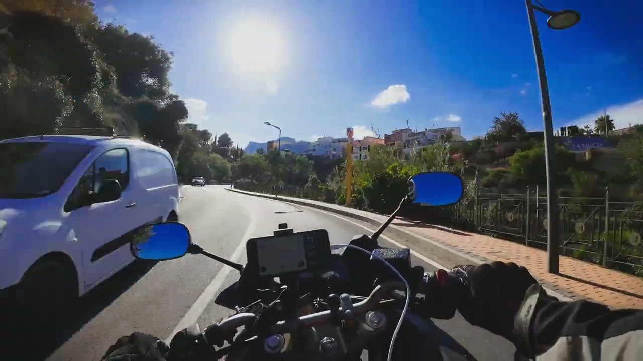 13 minutes of (unedited) riding in the Alicante mountains (Spain) on a Yamaha XJ600