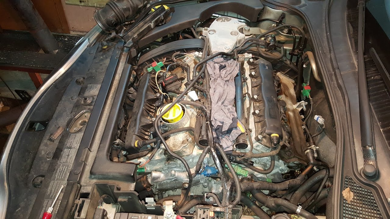Renault Laguna 2 3.0 V6 24V - Demontaż kolektora ssącego
