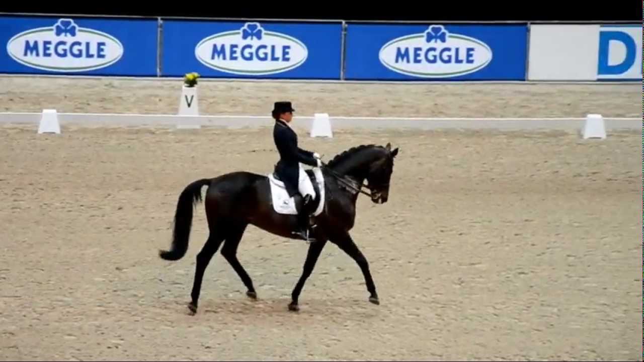 Dorothee Schneider und Kaiserkult TSF