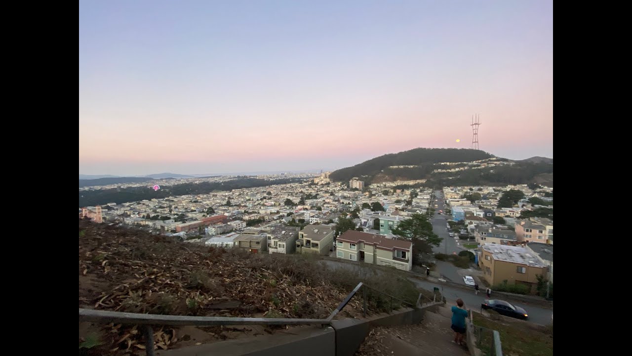Best place to view the sunset in SF @ Moraga stairs