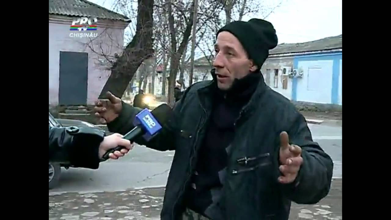 EU BEU CA SA MA RASLAGHESC (LA VOLAN), episodul 2