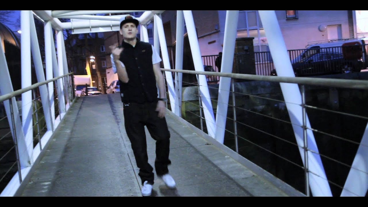 DRU BLU - DON STRAPZY VS DRU BLU [OFFICIAL VIDEO]