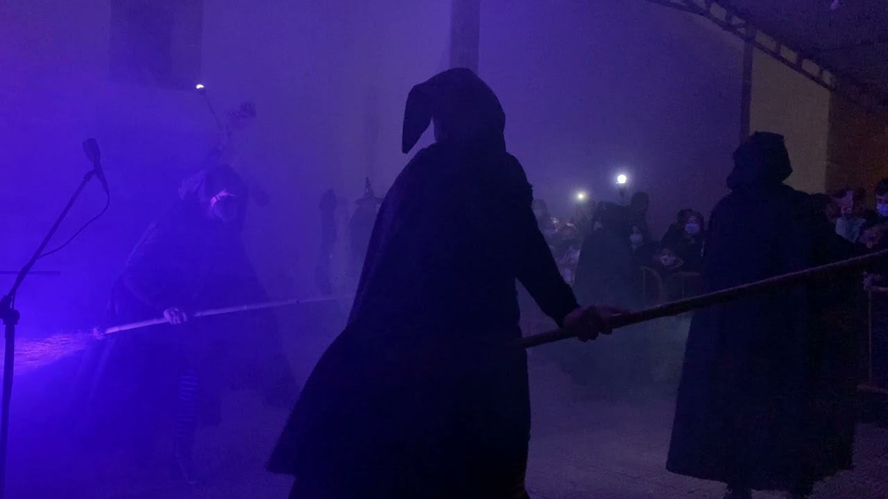 Conxuro da Queimada por Zuncurrundullo no Magosto de Castroverde 2021