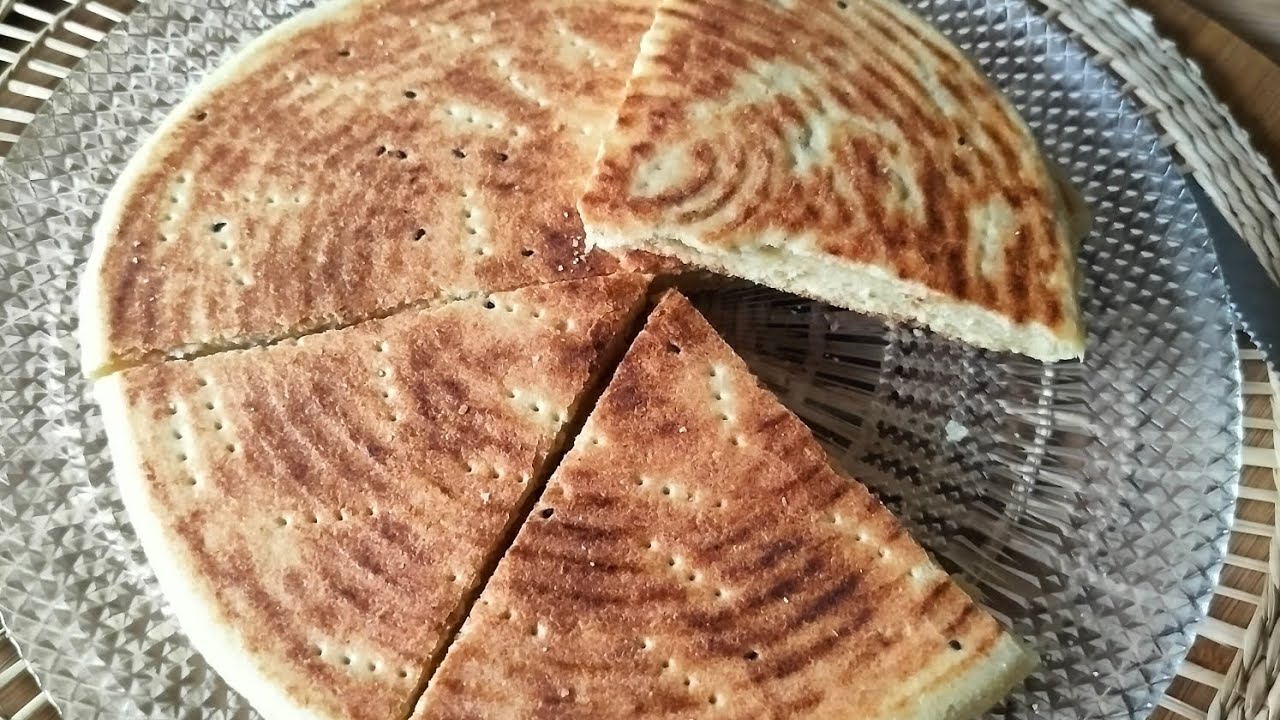 #Aghroum en Kabyle, où #kesra galette de #pain algérien