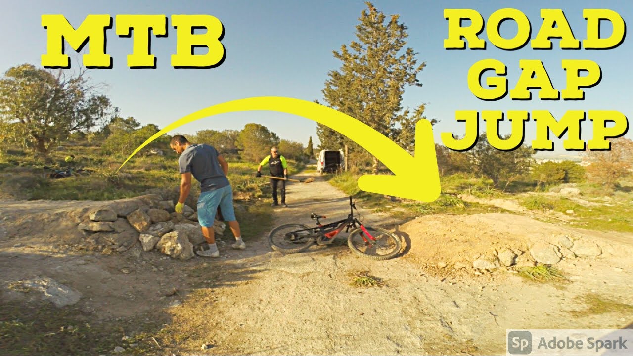 How to build a Road Gap jump | Rizoelia park | Downhill mtb