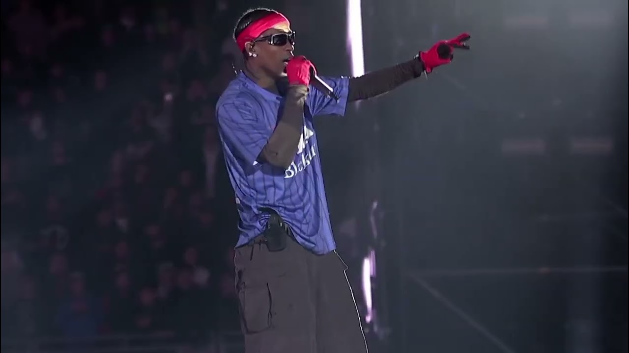Travis Scott Electrifying Crowd Chaos