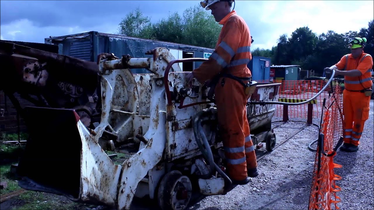 EIMCO Rocker Shovel Loader Model 12B Demonstation