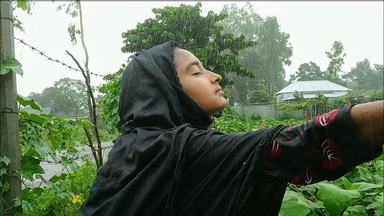 Rain bring new life to nature  বৃষ্টিতে ভিজার আসল মজা গ্রামেই পাওয়া যায় | Village life with Shampa