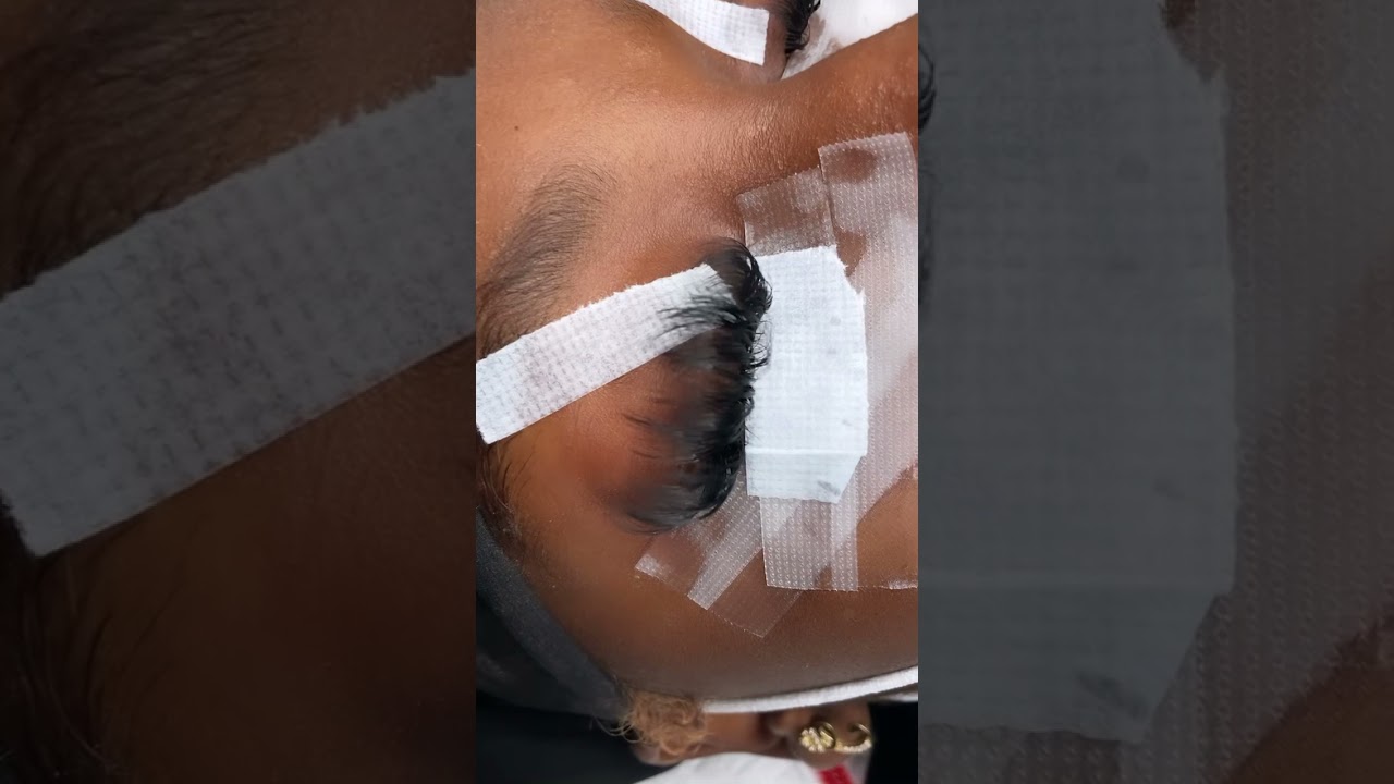 Wispy lashes #shorts #explore #foryou #explorepage #beauty #losangeles#music