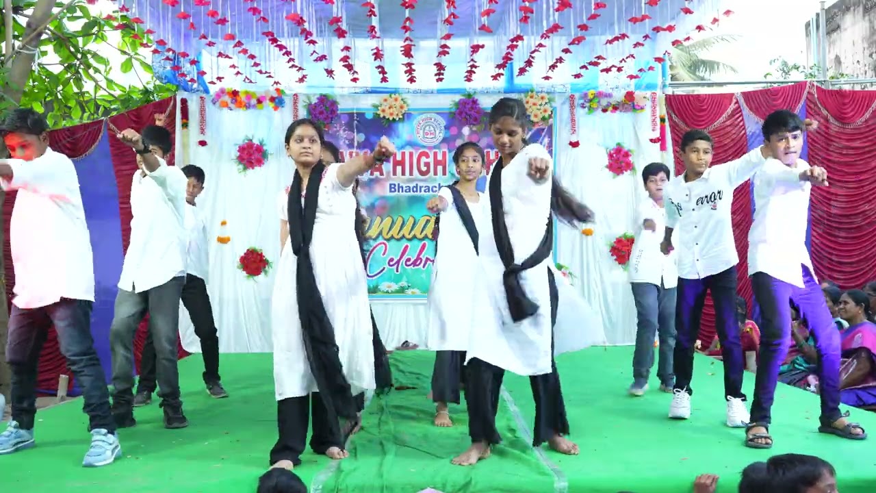 Performance from Divya High School Sports Day 2025–26. 7E3
