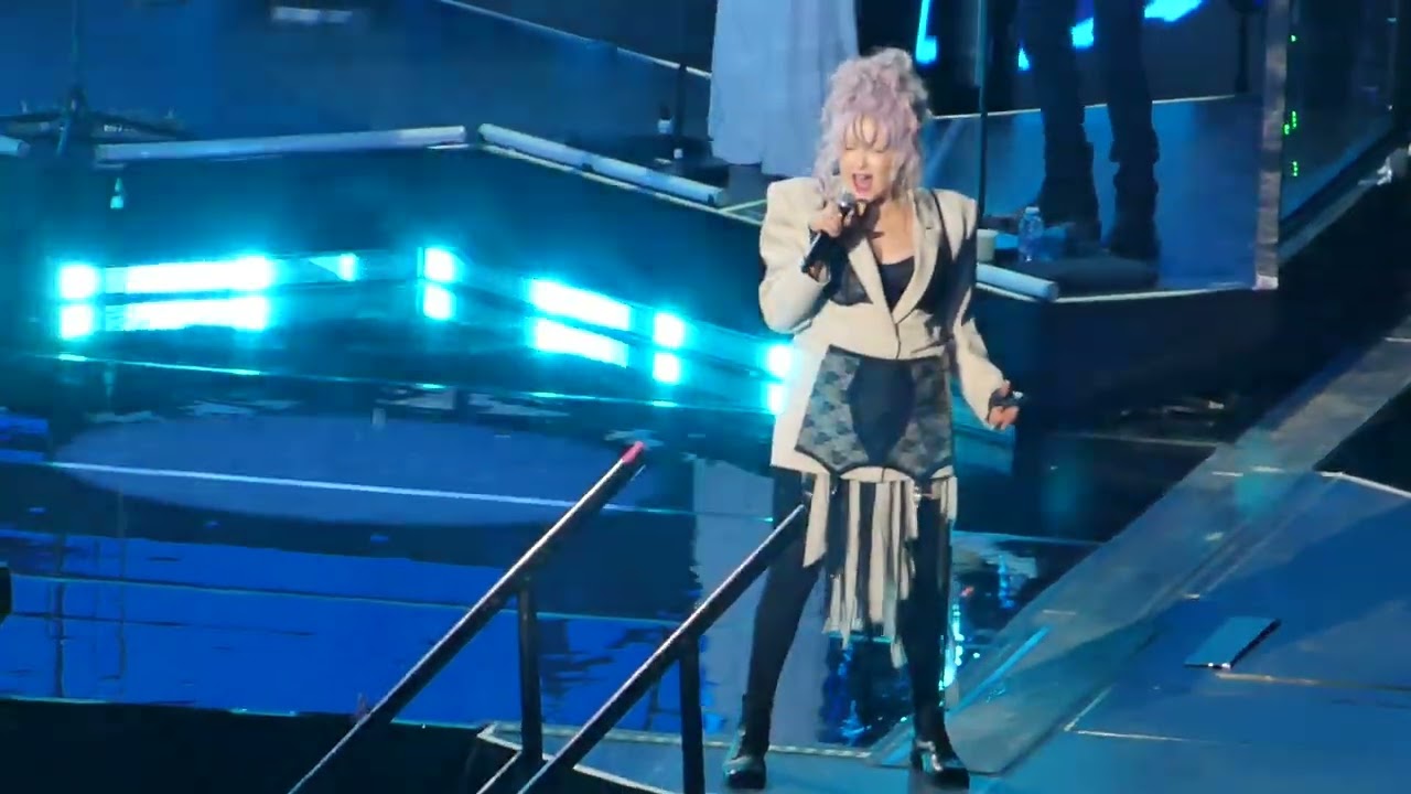 Cyndi Lauper - Money changes everything (The Farewell Tour 2025)