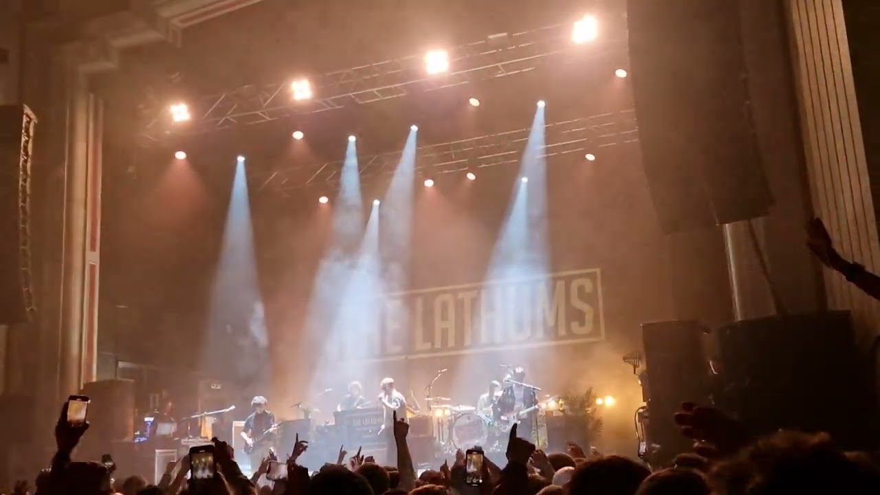The Lathums - 'Struggle' (Live)