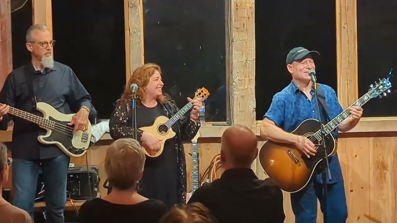 Twangtown Paramours: The Wind Will Change Again