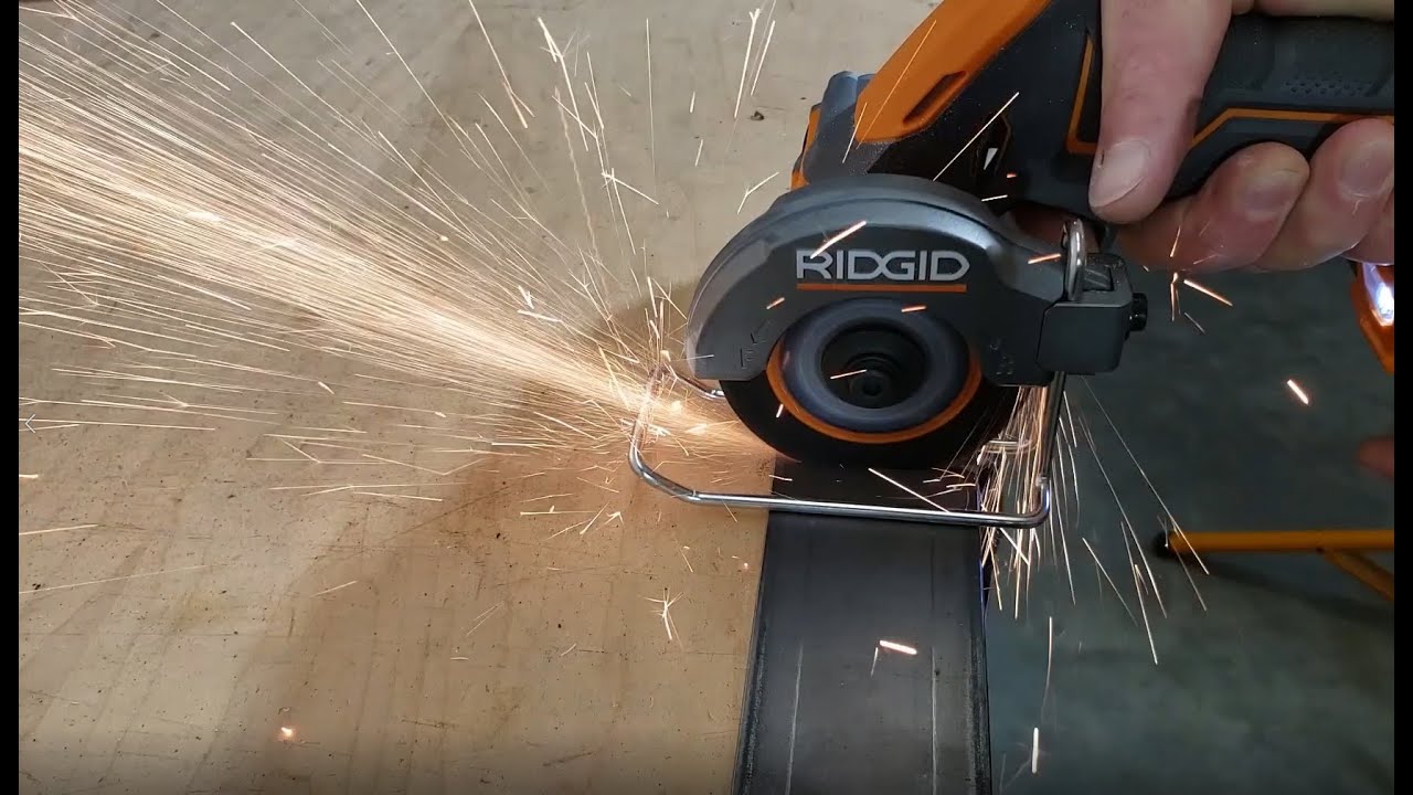 Using the RIDGID Sub Compact Cordless Multi Material Saw