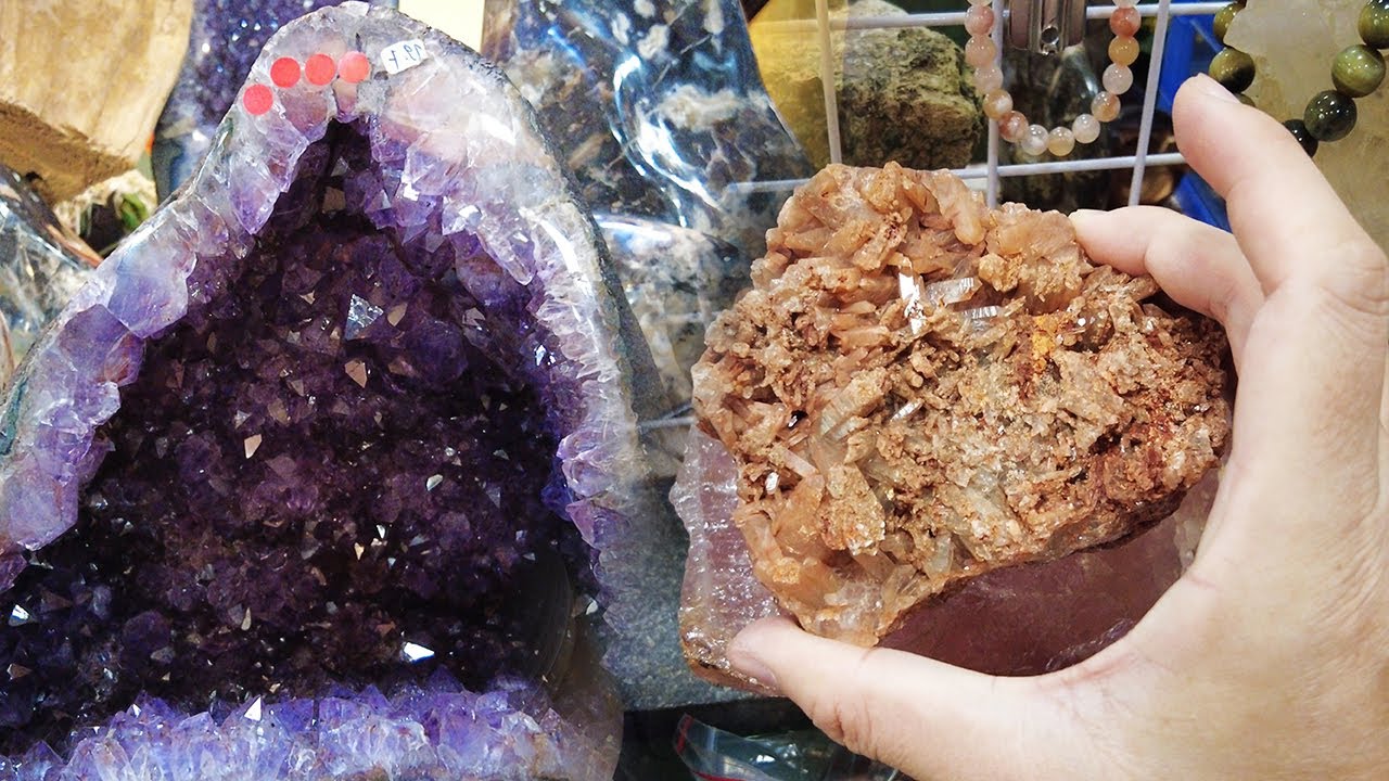 應有盡有的各類寶石礦物，對礦物有興趣的你必須逛逛 / 崠屋寶石藝術坊- 潮州店 / 批發零售專賣店