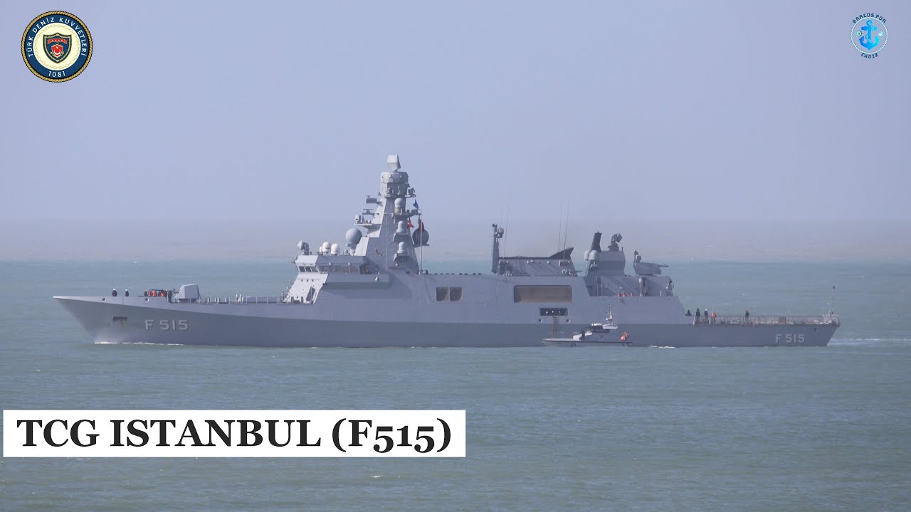 Fragata TCG ISTANBUL (F515) saliendo de la base naval de Rota