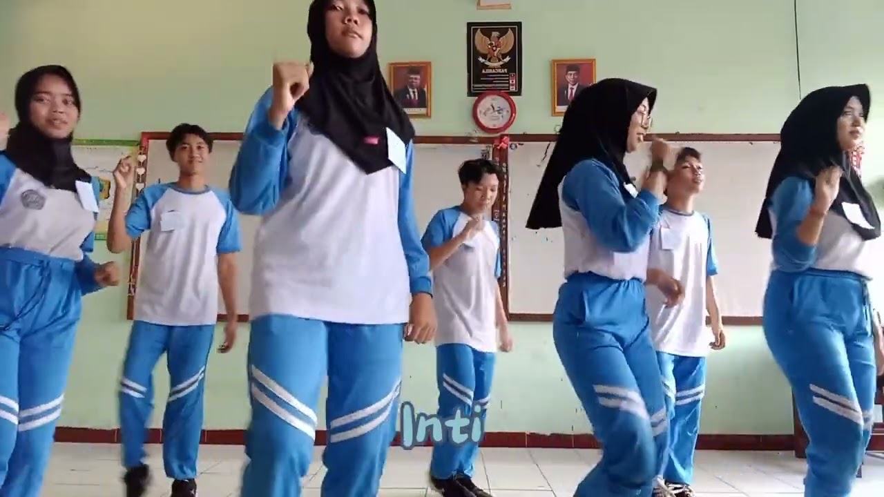 Senam Irama pemanasan, inti, pendinginan. XI MIPA 6 kelompok 4