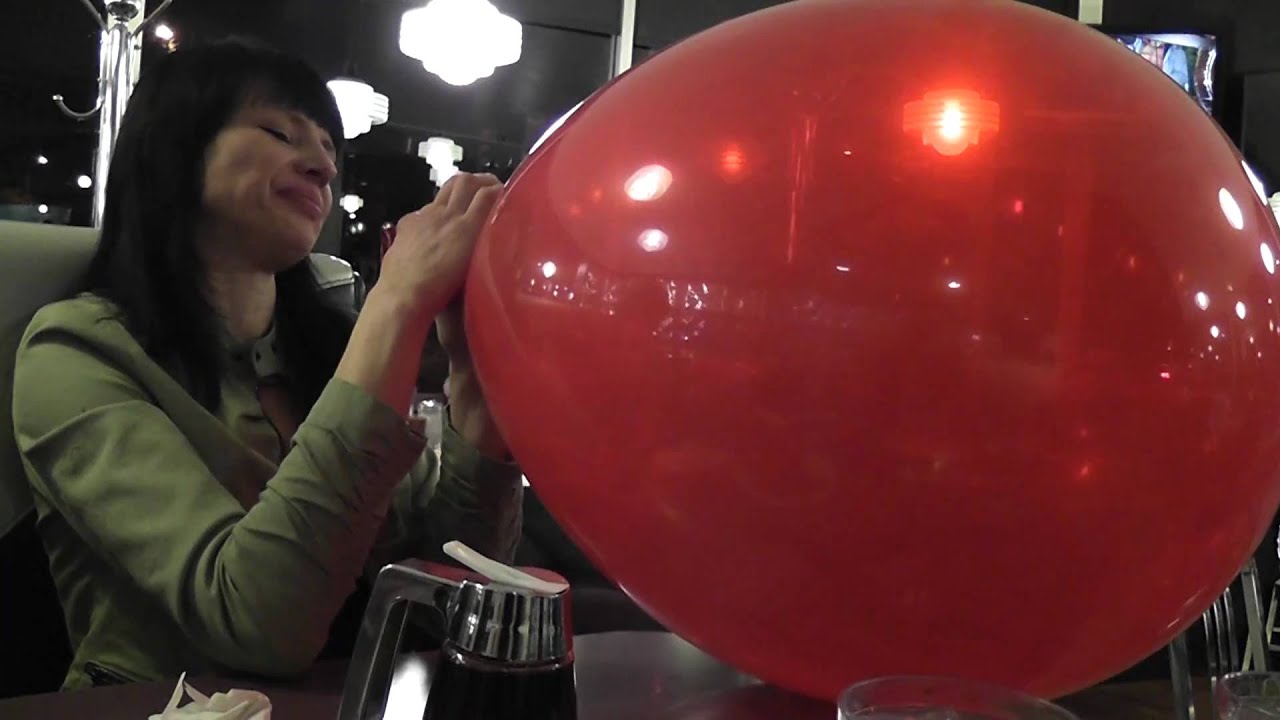 public-b2p-balloon mistress elle.MTS