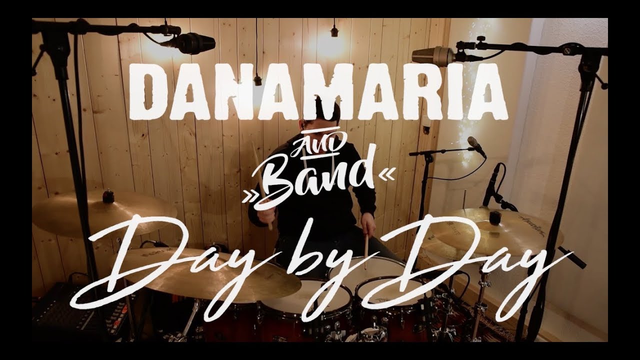 DayByDay (Live-Studiosession) - DanaMaria
