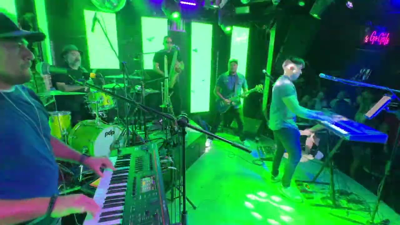 La Verdad COVER DREAD MAR I