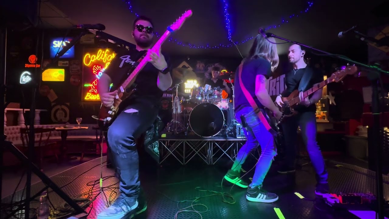 Maniac (live at pub California Aviano, 10/04/2025)
