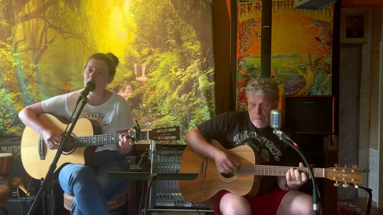 Donna Donna  - JOAN BAEZ  (ACOUSTIC-COVER) MAREIKE CHRIST