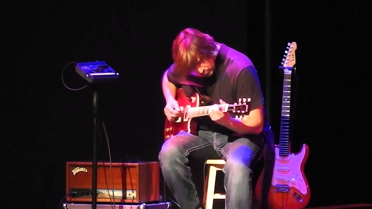 Derek Ferwerda Trainwreck Rocket + Les Paul Amazing Grace Electric Guitar Live