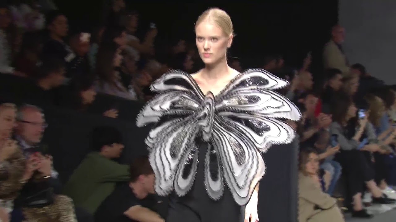 ISABEL SANCHÍS | Vestidos novia colección 2020 (Desfile VBBFW19)