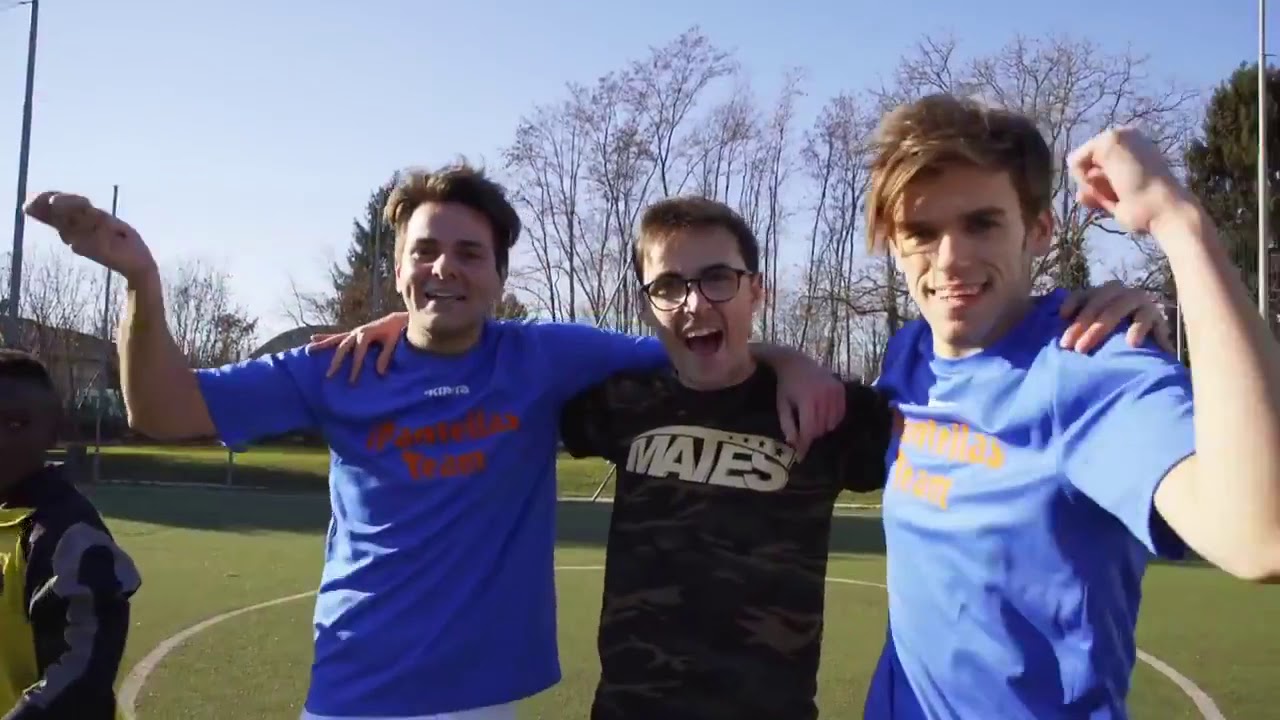 iPantellas! IPANTELLAS VS MATES - FOOTBALL CHALLENGE - iPantellas