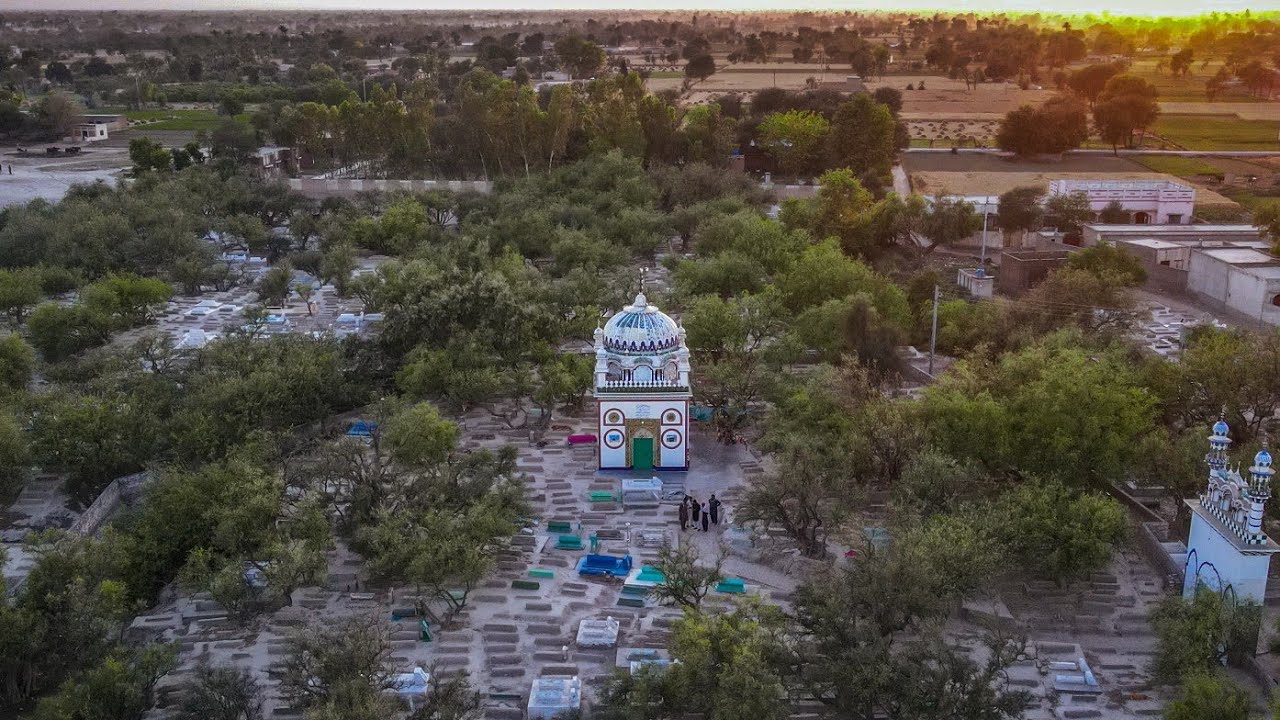 Darbar Hazrat Noori Nahra & Graveyard Drone Video