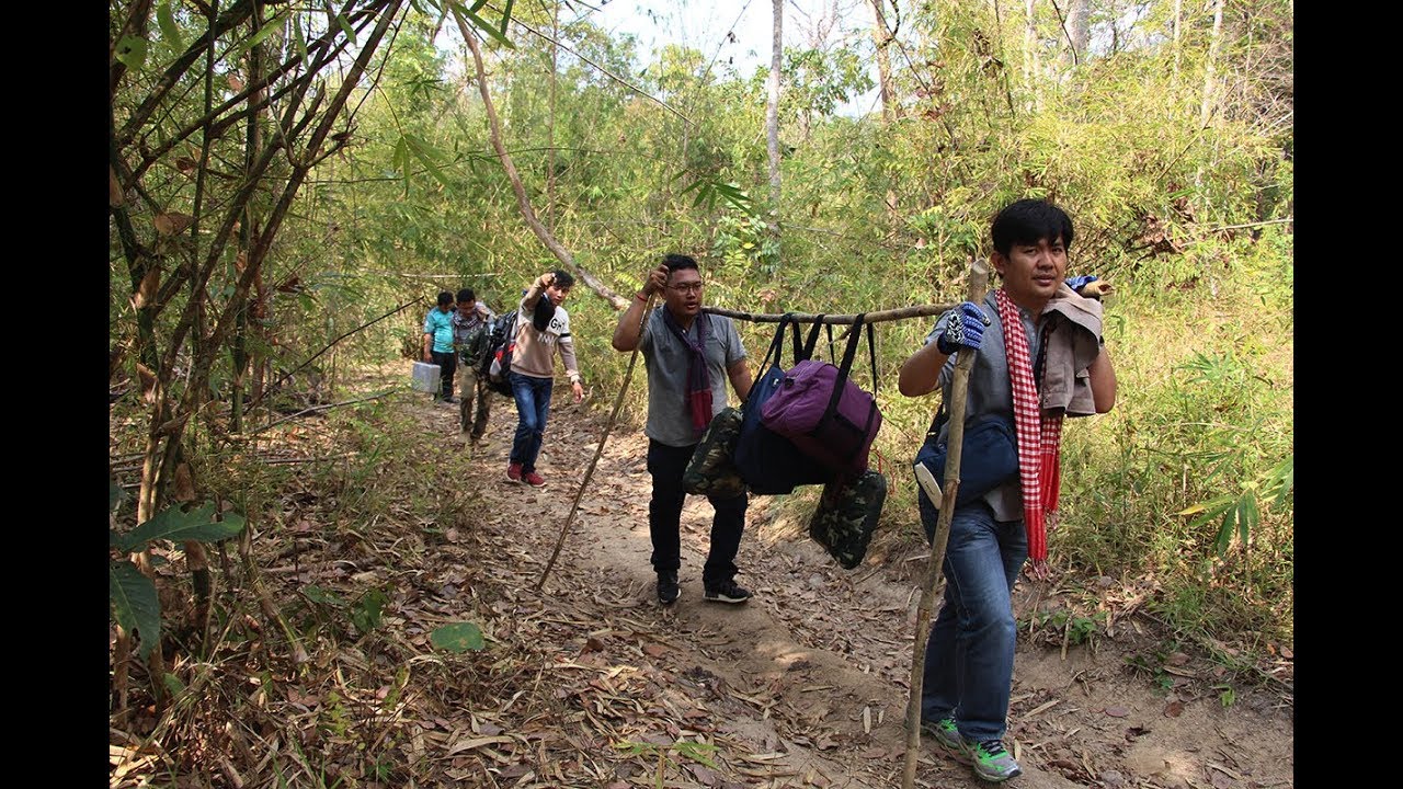 អភិបាលរងខេត្តកំពង់ស្ពឺ ចែករំលែកបទពិសោធន៍ឡើងភ្នំឱរ៉ាល់ | Oral Mountain | Kampong Speu | ThmeyThmey
