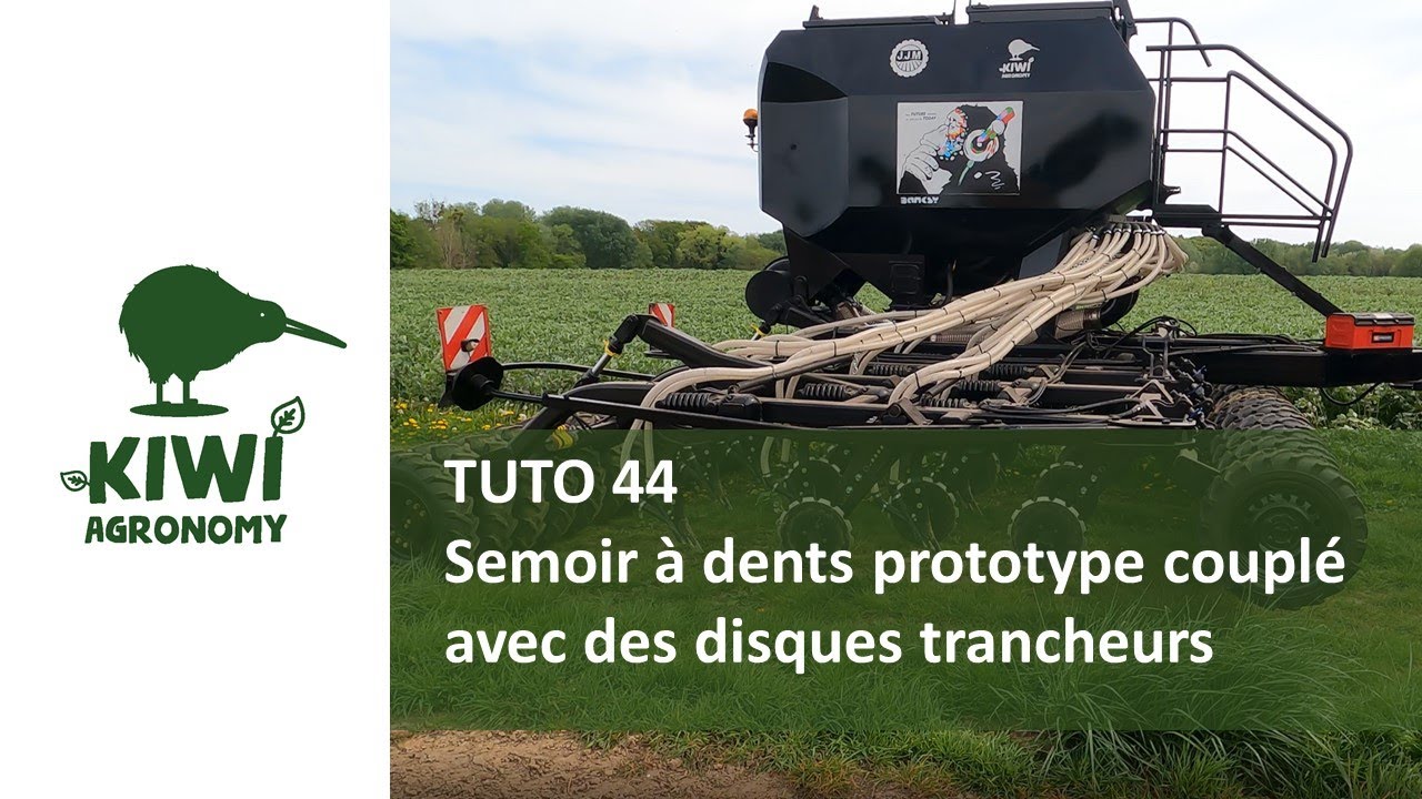 Totoriel 44 : Semoir à dents prototype couplé à des disques trancheurs