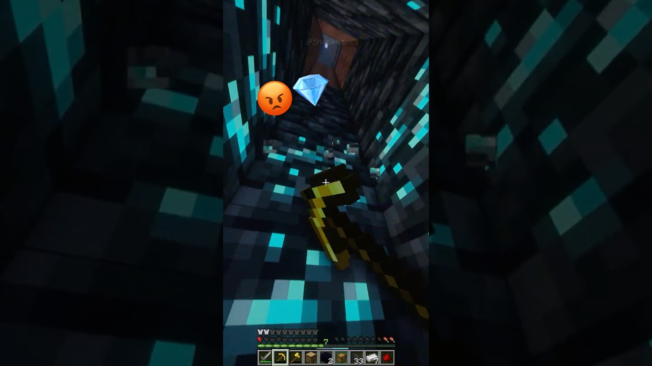 J&rsquo;ai trouv&eacute; du diamant&hellip; mais j&rsquo;ai oubli&eacute; un d&eacute;tail. 😡💎 #minecraft #minecraftsurvival
