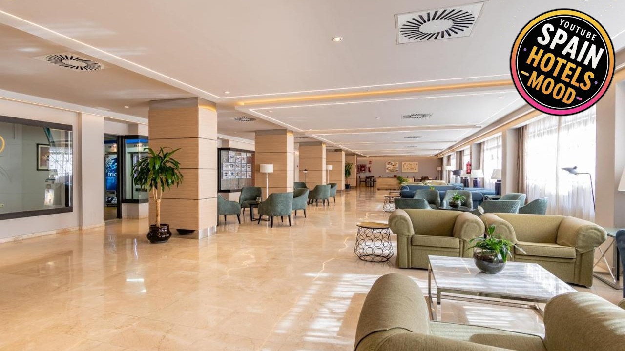 Studio PYR Fuengirola frente al mar | Fuengirola, Spain | Hotel Review 🏨