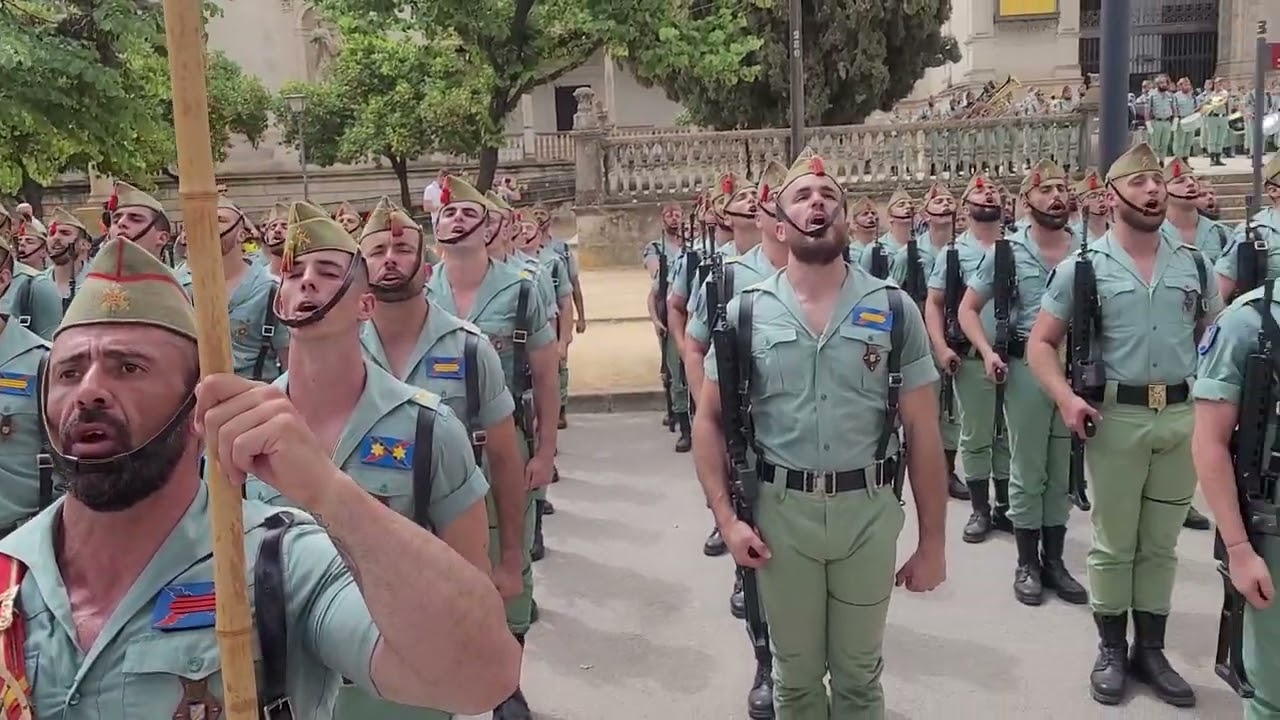 Gastadores de la Legión y Novio de la Muerte 2022 Sevilla